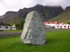 Iceland 11 04 Litla-Hof Big Rock