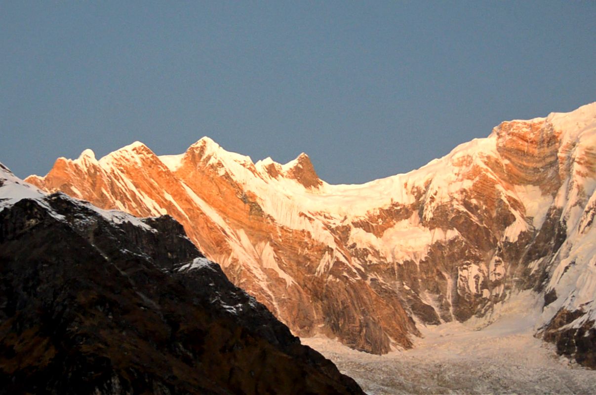 03 Fang Baraha Shikhar At Sunrise From Annapurna Base Camp In The ...