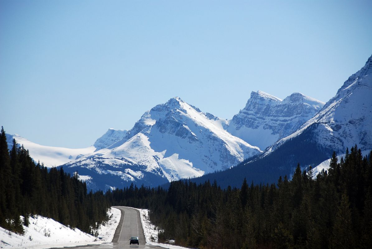 08 Crowfoot Glacier, Mount Jimmy Simpson From Icefields Parkway