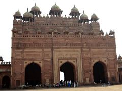 27 Agra Fatehpur Sikri Buland Darwaza From Inside Courtyard