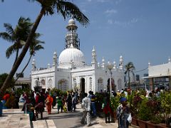 15 Haji Ali Dargah Mumbai Was Originally Built By Wealthy Muslim Merchant And Sufi Saint Pir Haji Ali Shah Bukhari