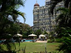 19 Taj Mahal Palace Hotel Mumbai Garden And Swimming Pool