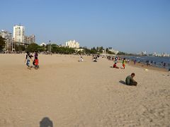 22 Young People, Couples And Families Enjoying Chowpatty Beach With Mumbai Marine Drive