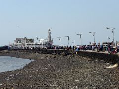 06 Haji Ali Dargah Mumbai A Narrow Causeway Joins The Mainland To The Islet At Low Tide