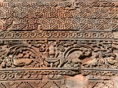03A Carvings On The Wall Of Dhamek Stupa At Sarnath India