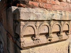 05B Intersecting Semicircular Carved Design On A Corner Of The Main Temple At Sarnath Archeological Excavation Site India