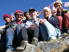 Kangchenjunga 06 05 Trekking Crew from Sinion La
