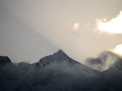 05E Narsing At Sunrise Above Dzongri On The Goecha La Kangchenjunga Trek