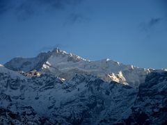 07C Yalung Kang, Kangchenjunga Main Central And South, Hogsback Peak, Zemu Kang, Tangshung Kang Just After Sunrise Above Dzongri On The Goecha La Kangchenjunga Trek