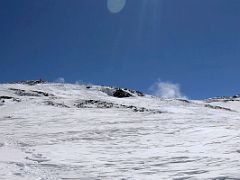 09A Lal Sing waits for me ahead at about 7000m on the way to Lenin Peak summit 7134m