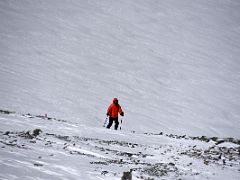 09B Ascending the ridge at about 7000m and finding out the summit is still far away on the way to Lenin Peak summit 7134m