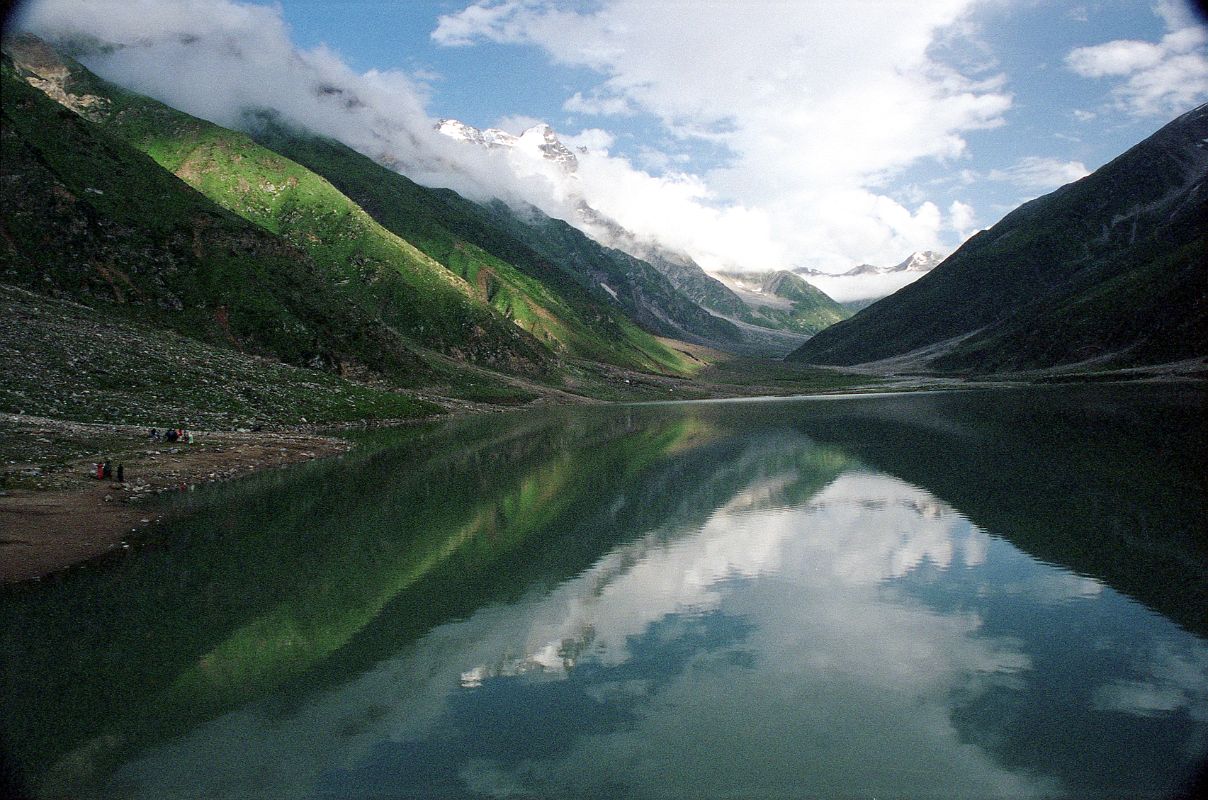 13 lakes. Крупные реки и озера Пакистана. Тринадцатое озеро. Naran Maralgol.