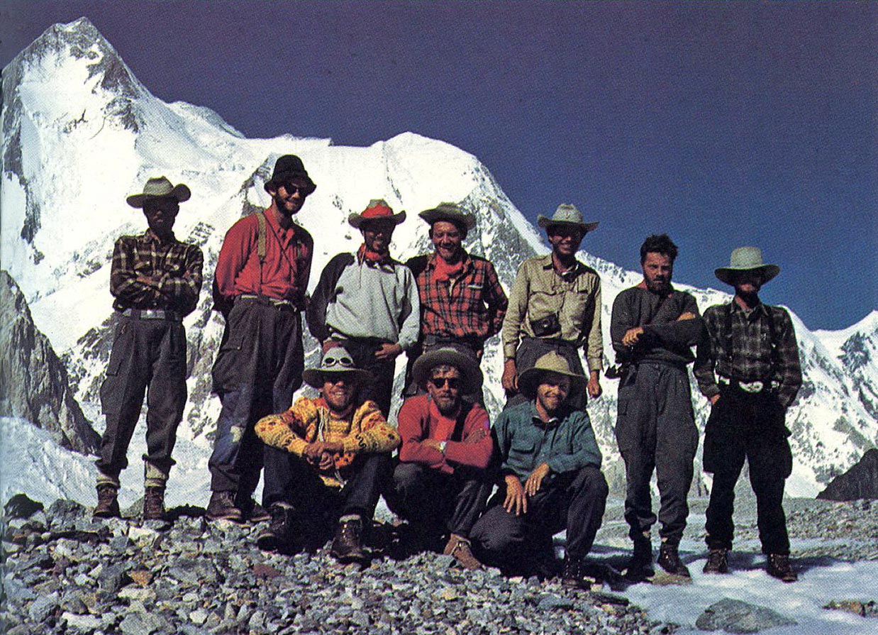 Американская экспедиция. Американская Экспедиция в Ташбулаке. Роб Холл. Greg Chaild Gasherbrum 1986. Сколько всего Гашербрумов фото.