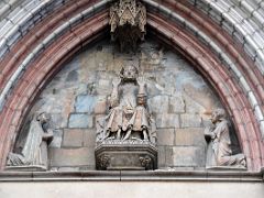 01D The tympanum over the entrance has a sculpture of Christ flanked by the Virgin Mary and Saint John Basilica of Santa Maria del Mar Barcelona Spain