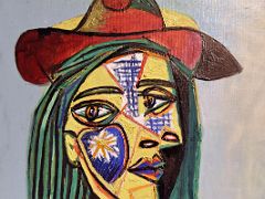 22B 1937-12-04 Woman in Hat and Fur Collar - Pablo Picasso - detail frontal and profile view of the face in a single image - Museu Nacional Art de Catalunya Barcelona Spain