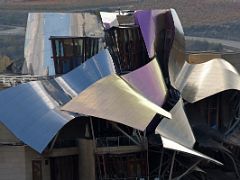 01C Marques de Riscal Frank Gehry 2006 features multi-coloured ribbon-like titanium facade Spain