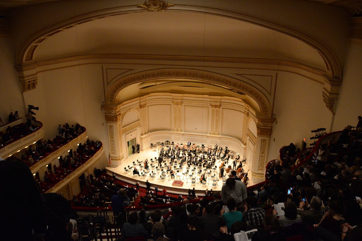 Carnegie hall. Карнеги Холл в Нью-Йорке. Концертный зал Карнеги Холл. Карнеги-Холл концертные залы. Карнеги Холл в Нью-Йорке фото.