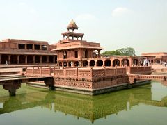 17 Agra Fatehpur Sikri Anup Talao Peerless Pool With Panch Mahal, Abdar Khana Girls School, and The Treasury Ankh Micholi