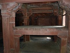 16 Agra Fatehpur Sikri Khwabgah Bed Sleeping Chamber Khilwatkada-I-Khas