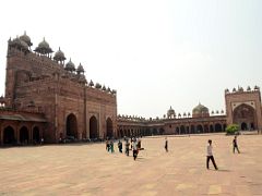 26 Agra Fatehpur Sikri Buland Darwaza and Jama Masjid Friday Mosque From Inside Courtyard