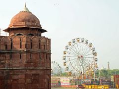 02 Delhi Red Fort From Outside With Ferris Wheels