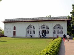 13 Delhi Red Fort Mumtaz Mahal Outside