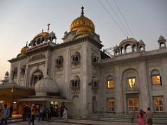 05A The Gurdwara Bangla Sahib Just Before Sunrise Delhi India