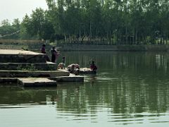 08A Families Wash Their Clothes In Shiv Sagar Lake Just Outside The Khajuraho Temple Complex India 1991