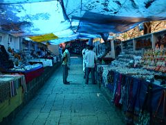 21 The Many Shopping Stalls Climbing The Stairs To Elephanta Caves