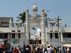 12 Haji Ali Dargah Mumbai Entrance