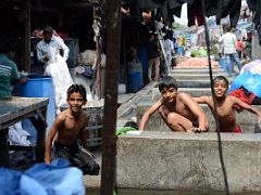 07 Mahalaxmi Dhobi Ghat Young Boys having Fun