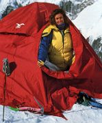 20C Wanda Rutkiewicz A Caravan Of Dreams - Wanda Rutkiewicz On Kangchenjunga 1992 Wanda returned to Kangchenjunga on an expedition led by Carlo Carsolio in March 1992. Carlos Carsolio: 