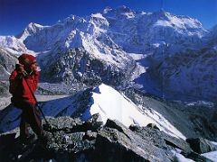 05B Climb Every Mountain Kangchenjunga There is a 14-page chapter on the trek via Walungchunggola and Yangma to Kangchenjunga North Base Camp.