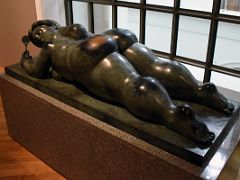 1976 Venus with a Mirror - Fernando Botero sculpture - Pushkin Museum Moscow Russia