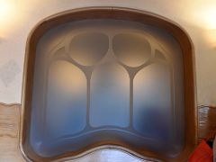 09A Decorative Curved Window Casa Batllo Gaudi Barcelona Spain