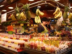 05C Fruit and juice stand at La Boqueria La Rambla Barcelona Spain