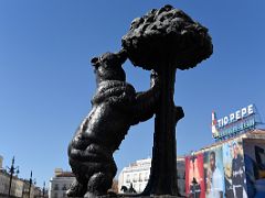 03B Bear and the Strawberry Tree Statue With Tio Pepe Sherry Neon Sign Puerta del Sol Madrid Spain