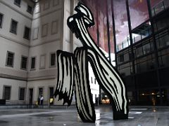 31 Brushstroke - Roy Lichtenstein 1996 Museo Reina Sofia Art Museum Madrid Spain